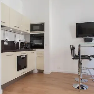  Appartement #28 1 Bdr Flat Ac Balcony Hper 10mins To & Old Town