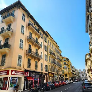  Appartement Big Flat - Le Cala - Hypercentre - 4 Chambres, 13 Personnes, Proche Gare Et Parking, Wifi, Air Conditioning L Groupe L Business L Famille
