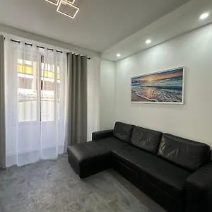 3 Pieces Proche Du Negresco Appartamento